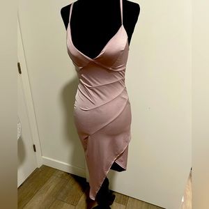 Beautiful light purple dress from fashion nova. Size small.